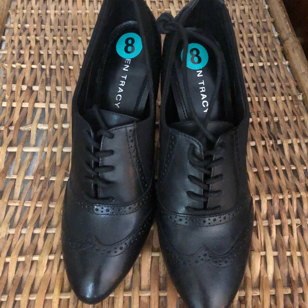 Ellen Tracy Heels
